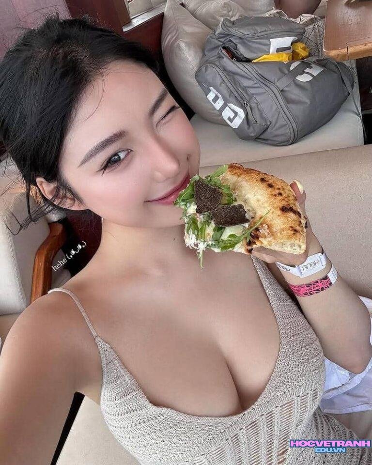 Album ảnh gái siêu vú to độc quyền