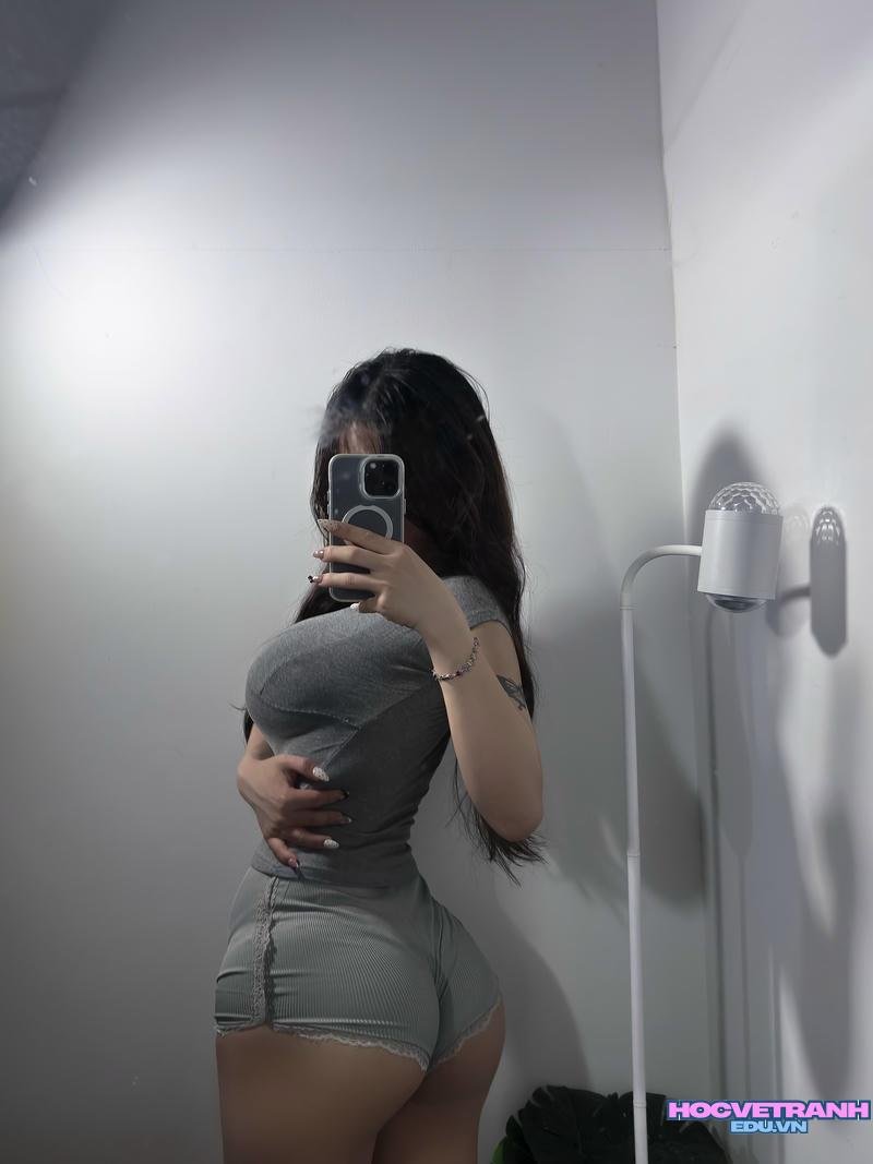 Album ảnh gái xinh khoe mông mới