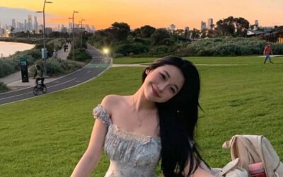 Album ảnh gái xinh mặc váy ngắn độc quyền