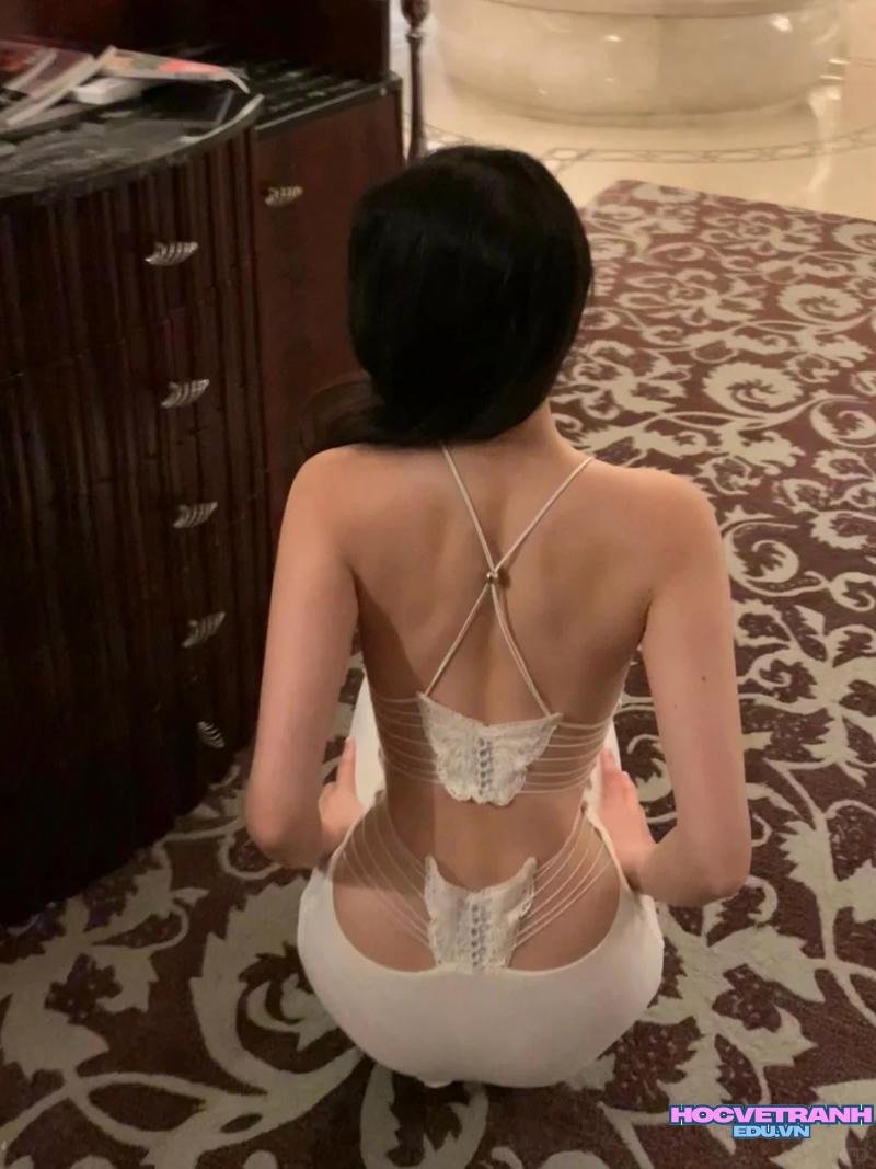 Ngắm ảnh gái xinh quay lưng thu hút