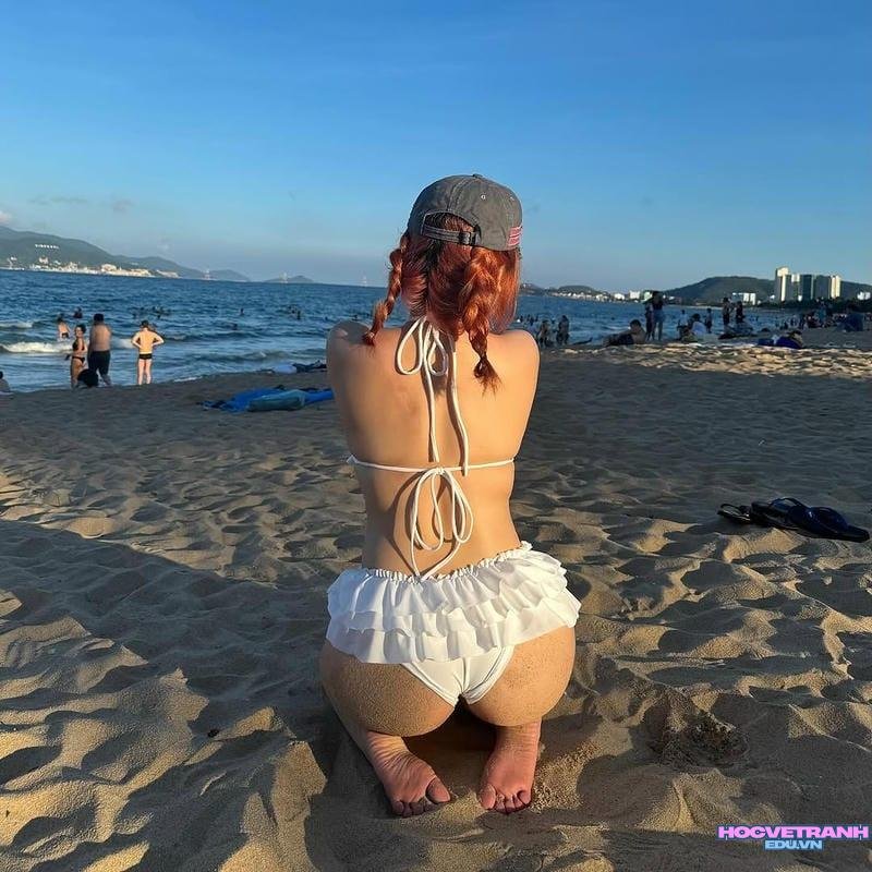 Tải về ảnh gái xinh khoe mông chất lượng cao