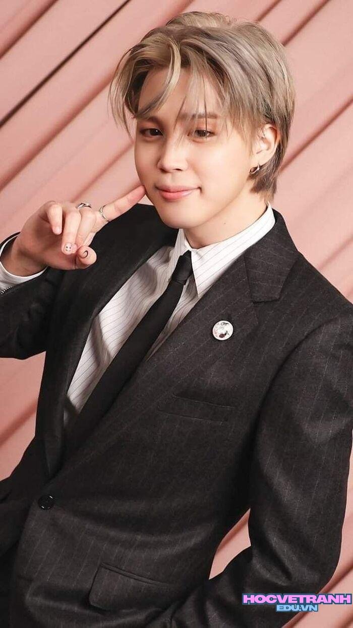 ảnh jimin biểu diễn trên sân khấu
