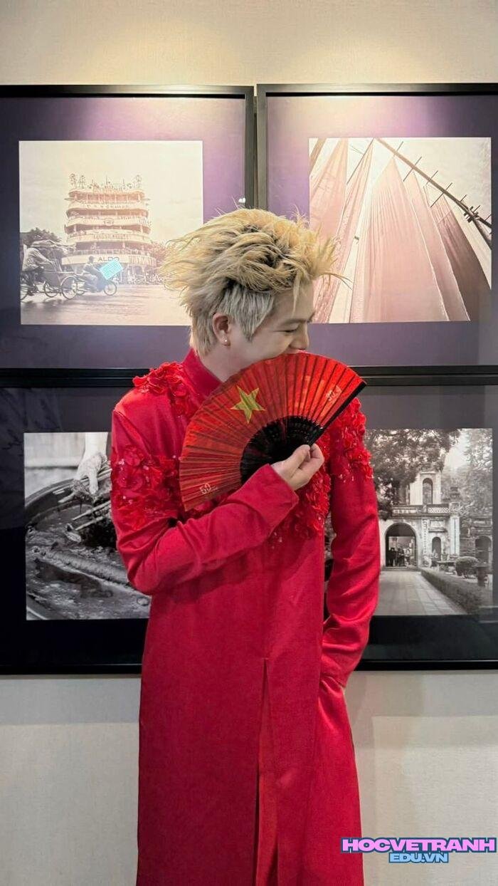 ảnh rhyder áo dài