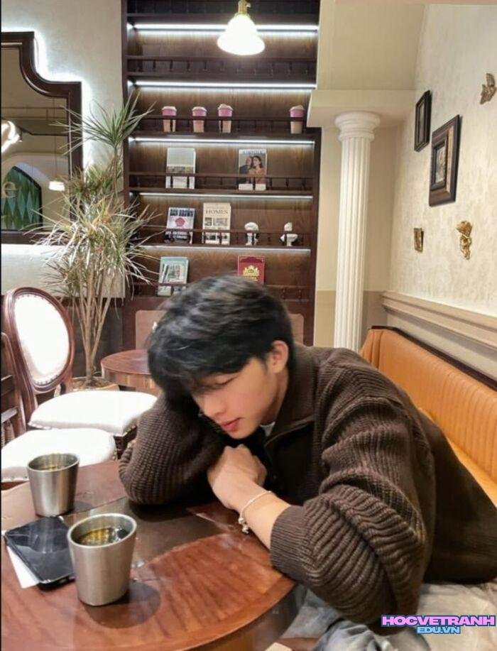 ảnh trai đẹp 13 tuổi thần thái tự nhiên