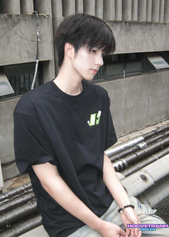 ảnh trai đẹp 13 tuổi tóc gọn gàng