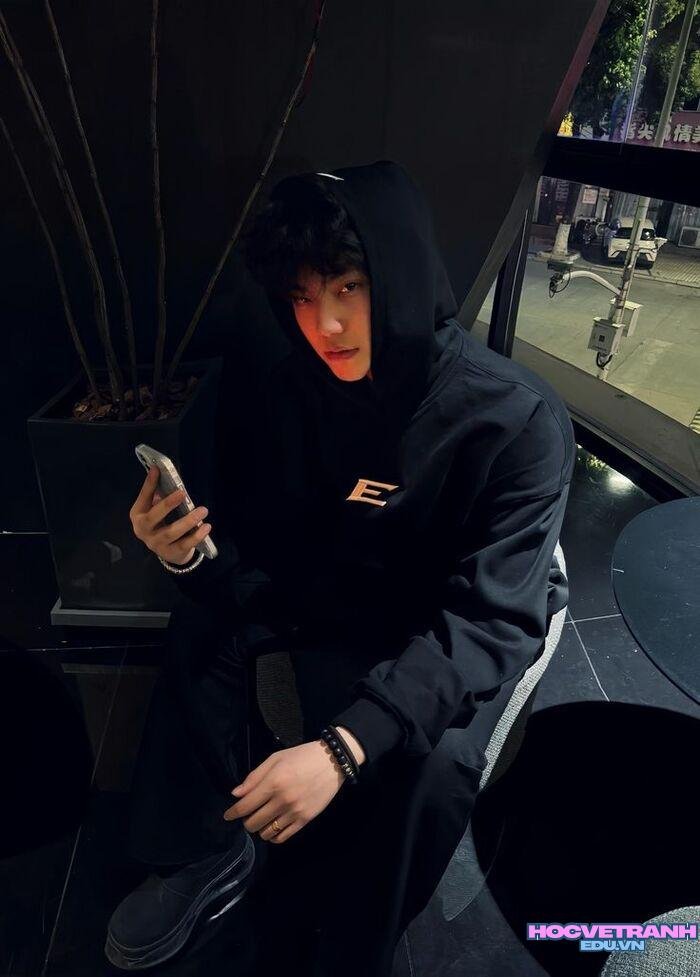 ảnh trai đẹp 14 tuổi ánh nhìn trong sáng