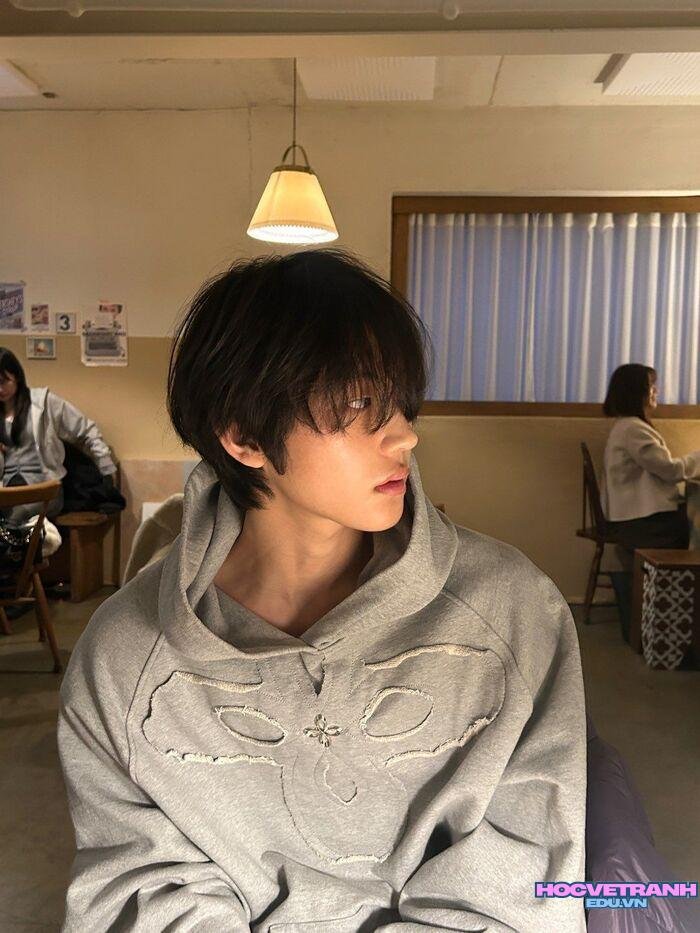 ảnh trai đẹp 18 tuổi gương mặt sáng