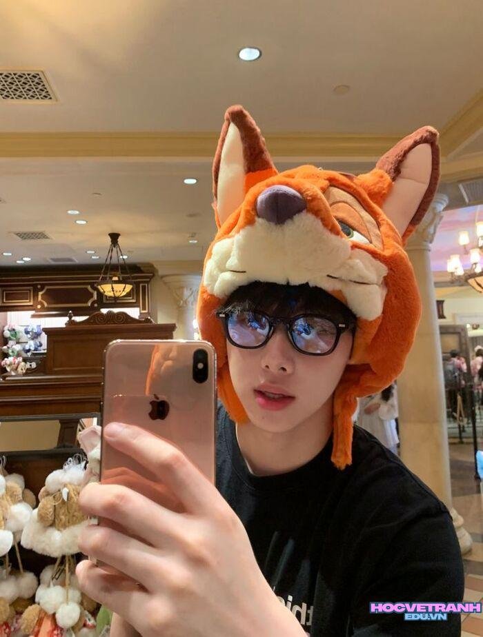 ảnh trai đẹp 18 tuổi outfit trẻ trung