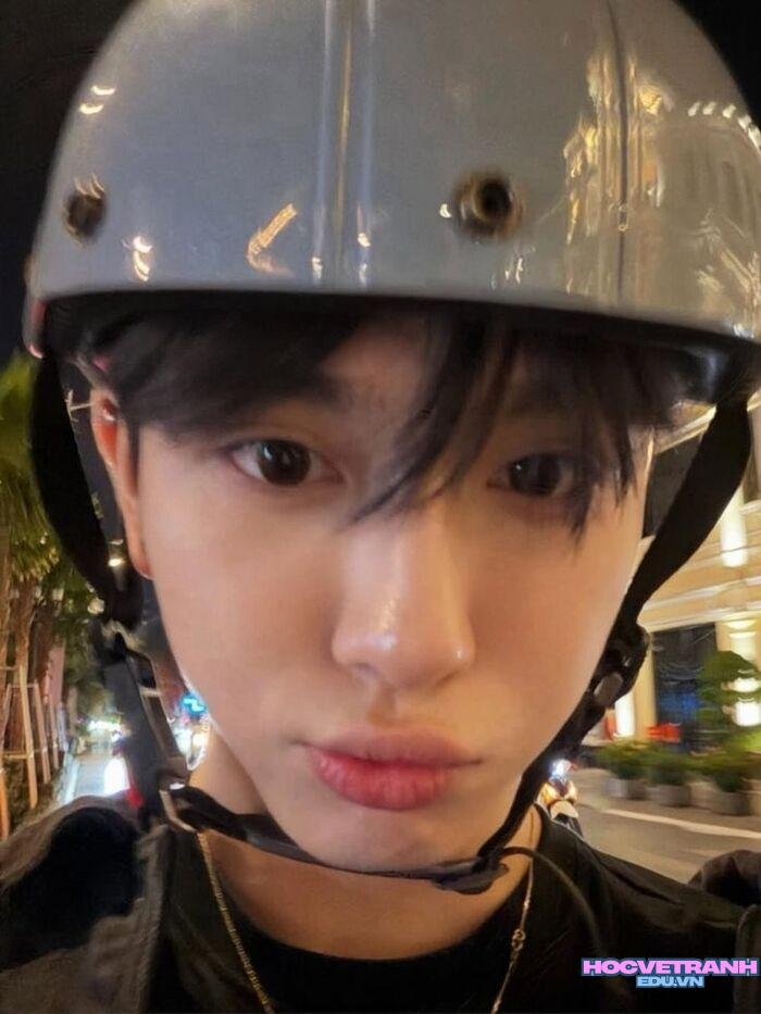 ảnh trai đẹp 18 tuổi phong cách năng động