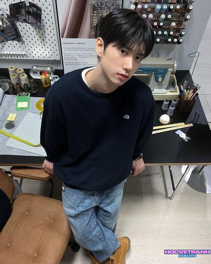 ảnh trai đẹp 18 tuổi thần thái cuốn hút