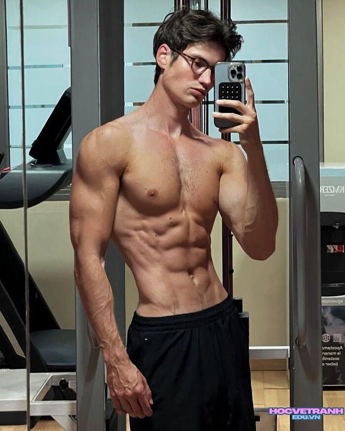 ảnh trai đẹp 6 múi săn vóc dáng mạnh mẽ