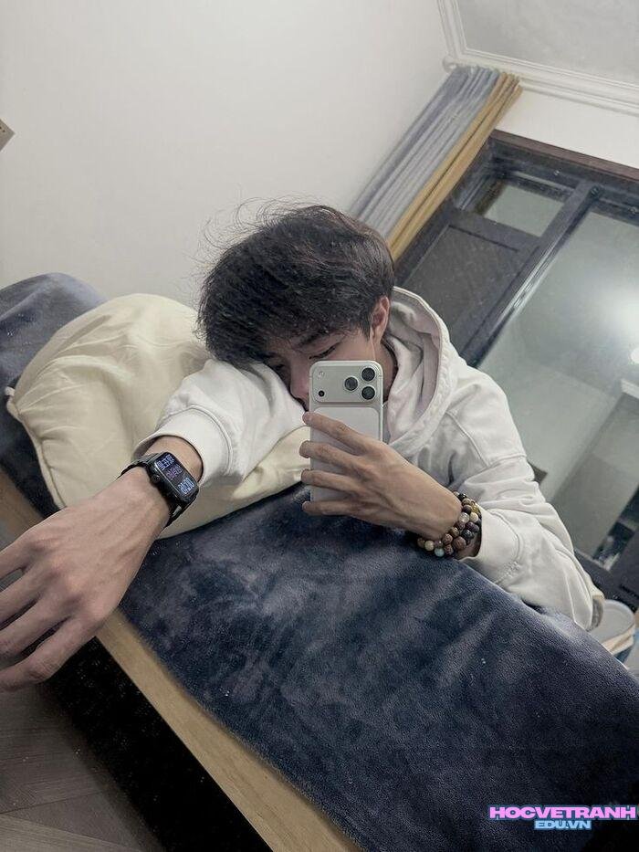 ảnh trai đẹp che mặt ánh mắt thu hút