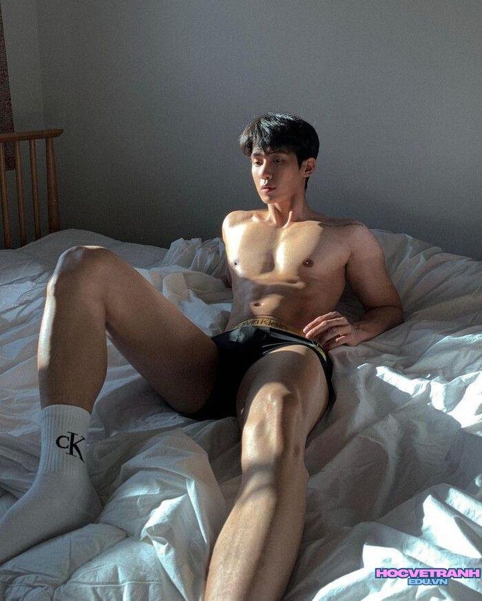 ảnh trai đẹp cơ bắp thân hình săn chắc