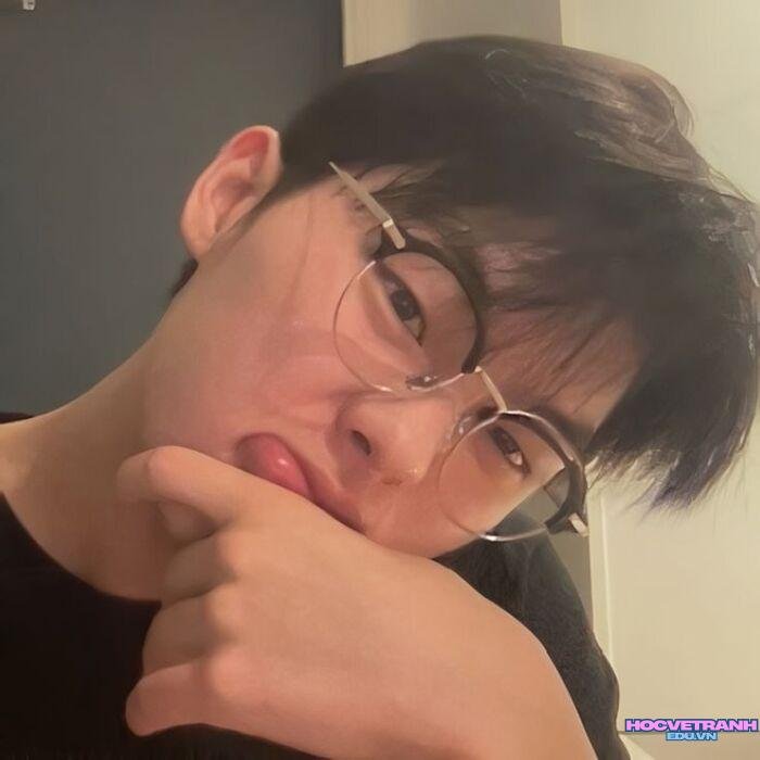 ảnh trai đẹp đeo kính cute yêu