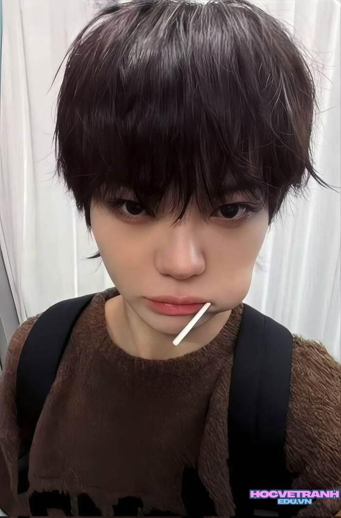 ảnh trai đẹp k6 gương mặt sáng sủa