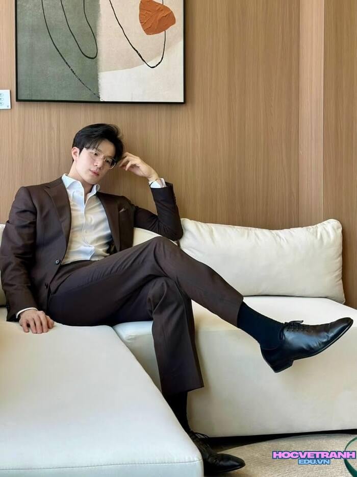 ảnh trai đẹp mặc vest ánh mắt đẹp