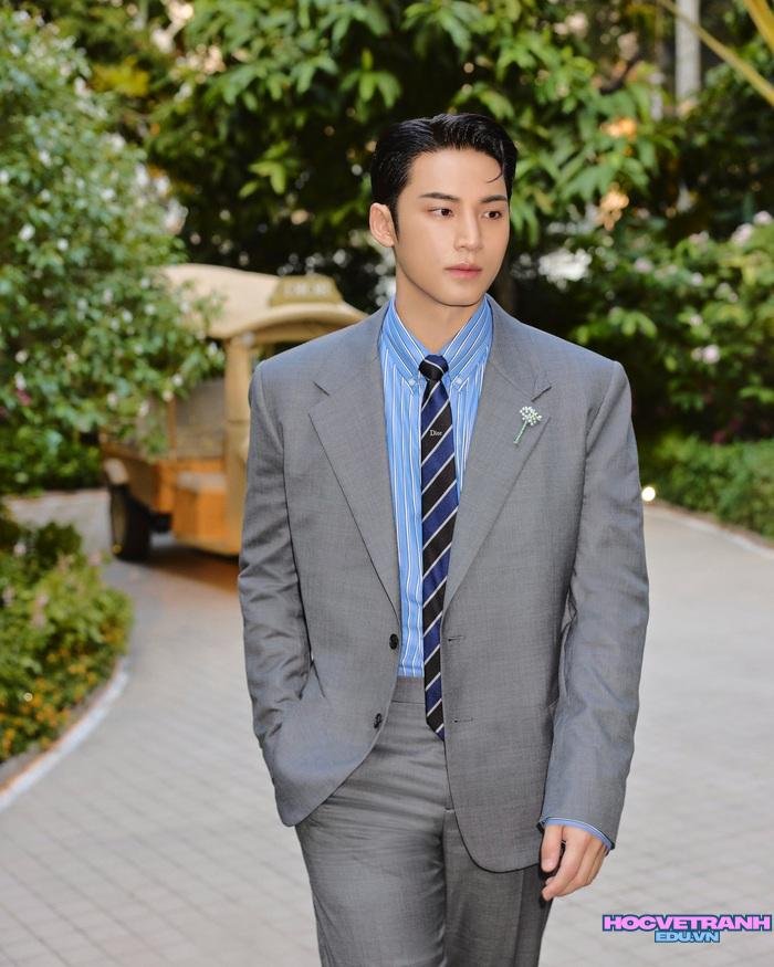 ảnh trai đẹp mặc vest phong cách lịch lãm