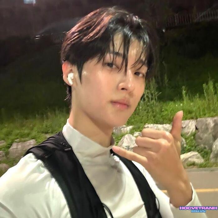 ảnh trai đẹp tik tok ánh mắt xinh