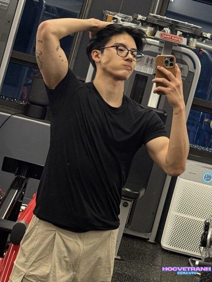 ảnh trai đẹp tik tok phong cách năng động