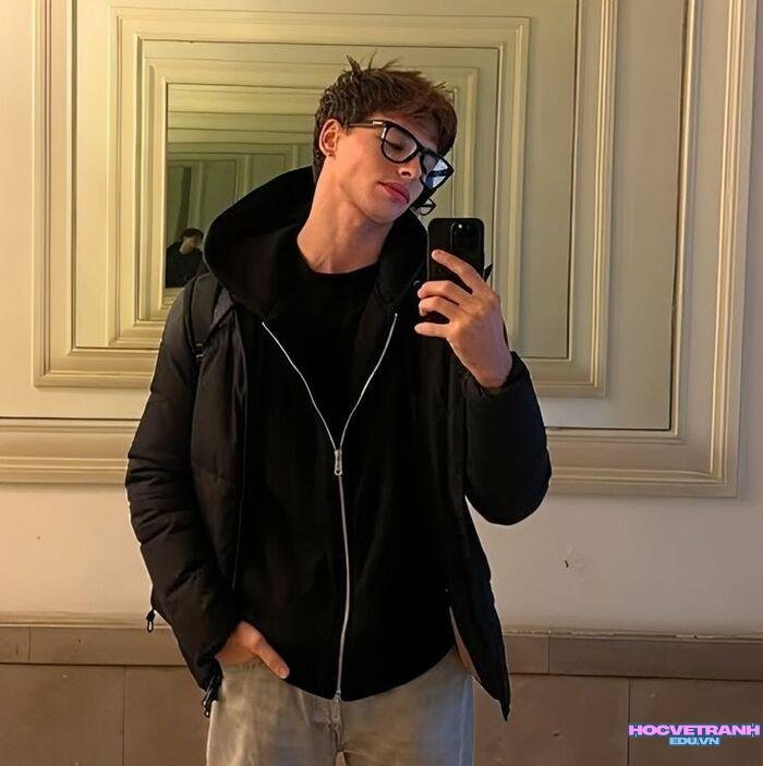 ảnh trai tây ánh mắt đẹp