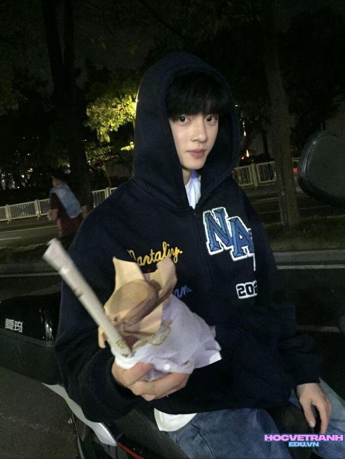 ảnh trai trung quốc thần thái lạnh lùng