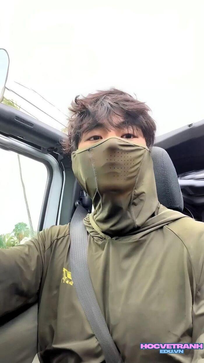 ảnh v-bts ánh nhìn cuốn hút