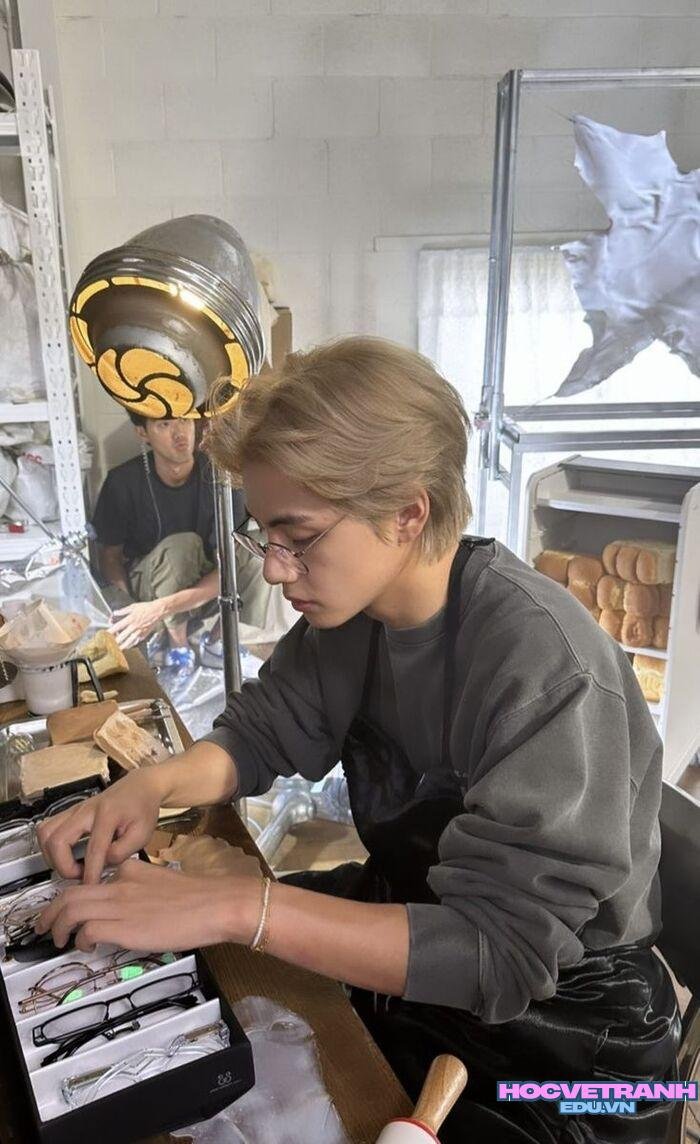 ảnh v-bts phong cách hiện đại