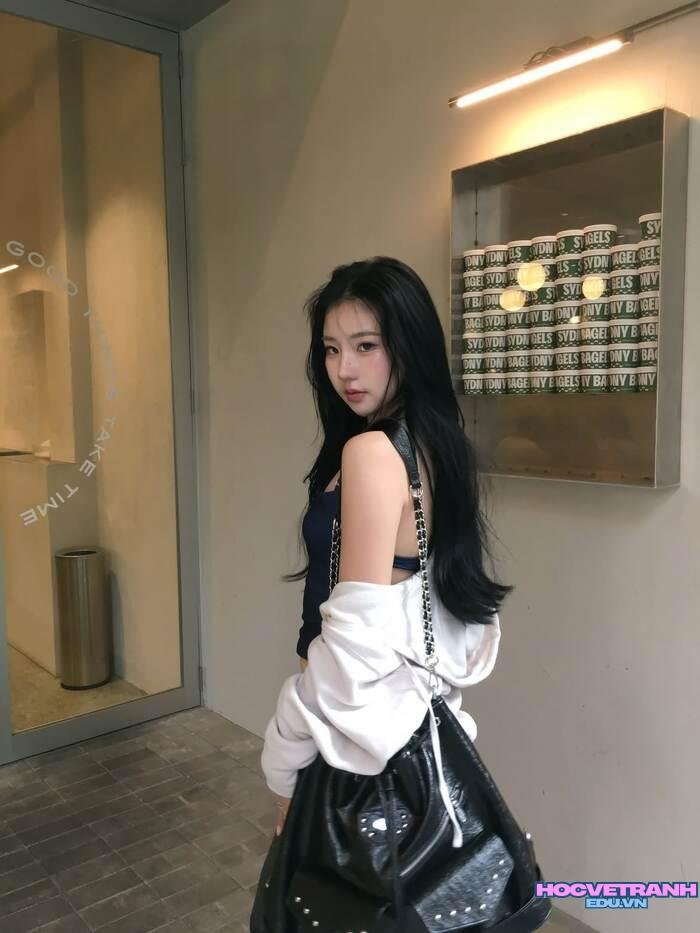 gái xinh 2k3 phong cách nhẹ nhàng