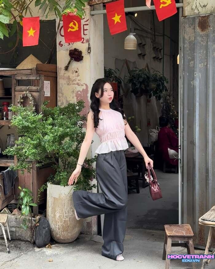 gái xinh 2k4 ánh mắt xinh