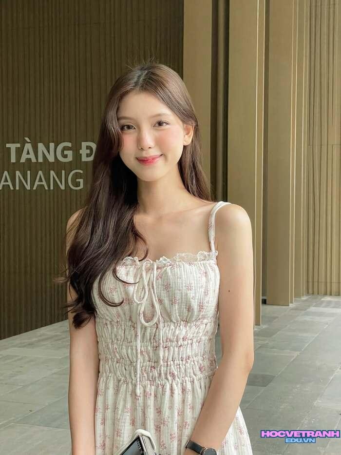 gái xinh 2k4 nụ cười dễ thương