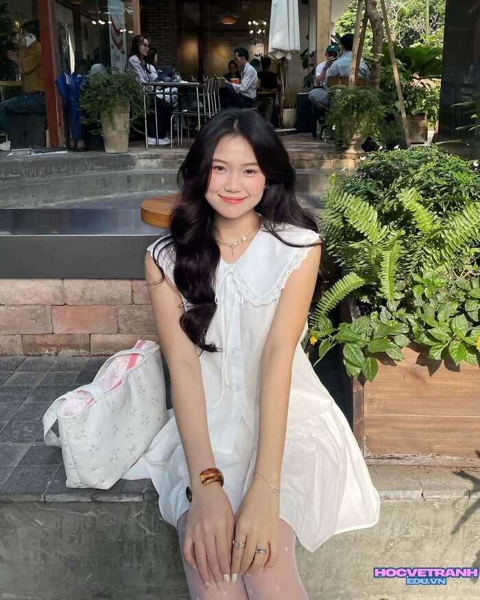 gái xinh 2k4 style năng động