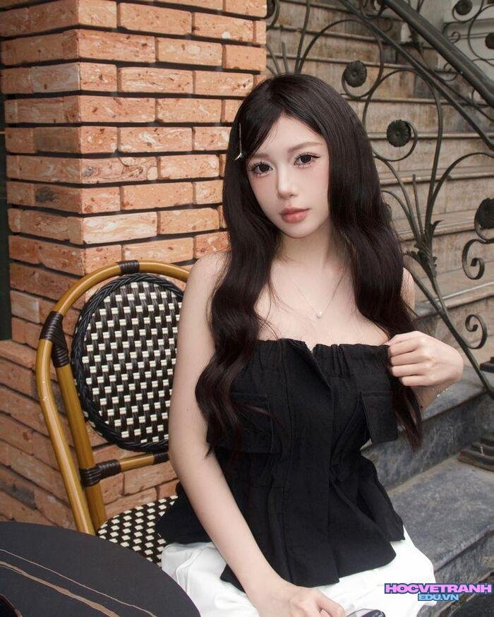 gái xinh 2k5 ánh mắt xinh