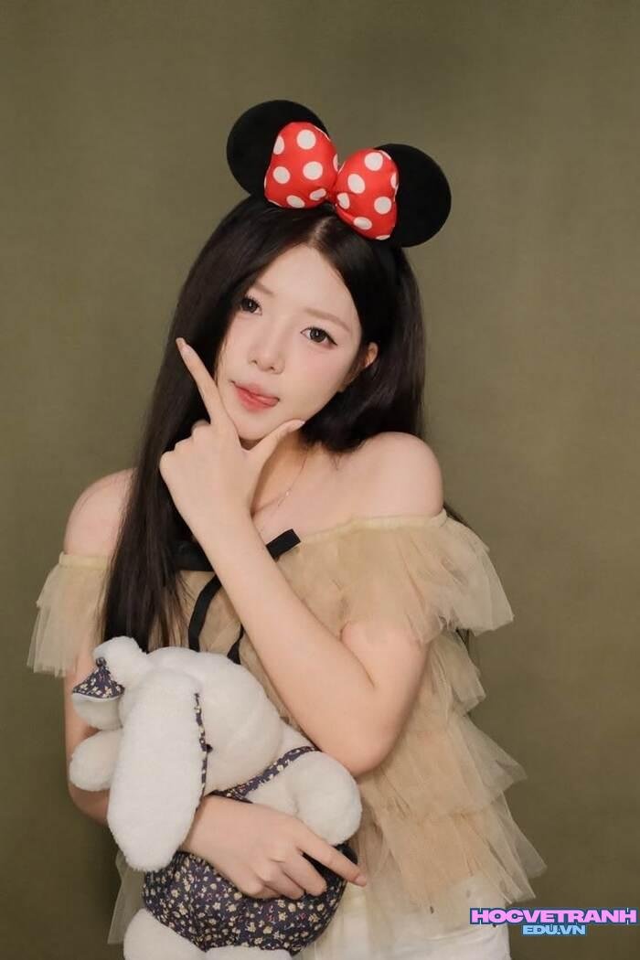 gái xinh 2k5 nụ cười xinh