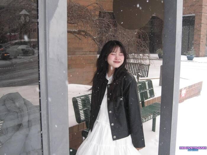 gái xinh 2k5 style đơn giản