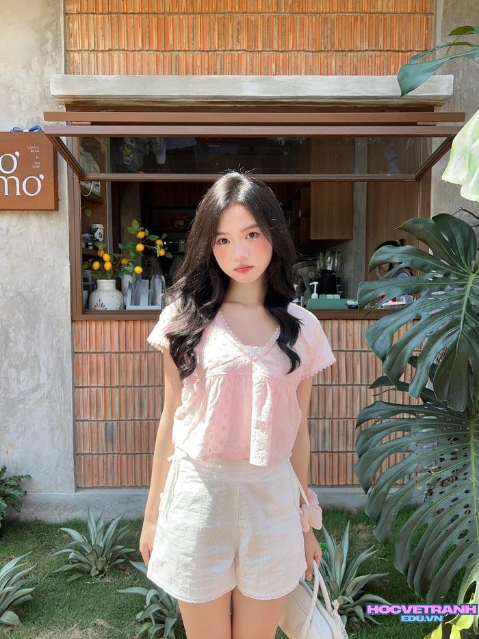 gái xinh 2k5 tóc dài