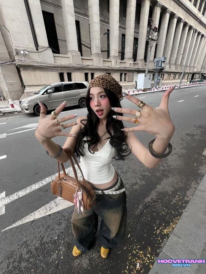 gái xinh 9x style cá tính