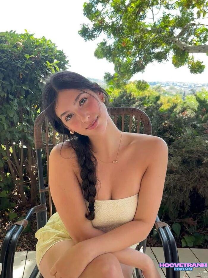 gái xinh châu âu gương mặt xinh