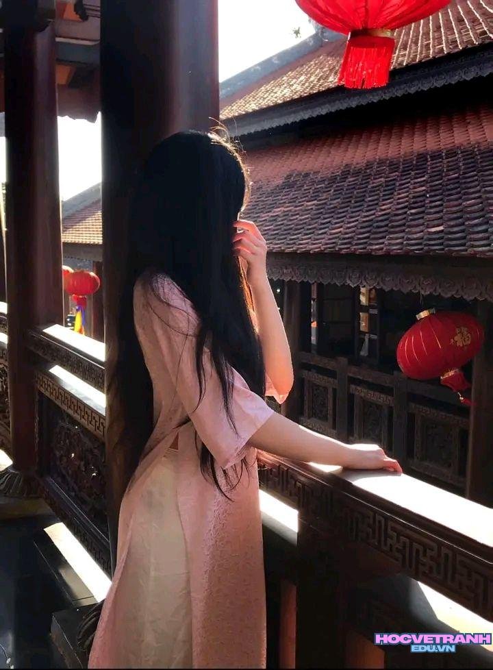 gái xinh che mặt cuốn hút