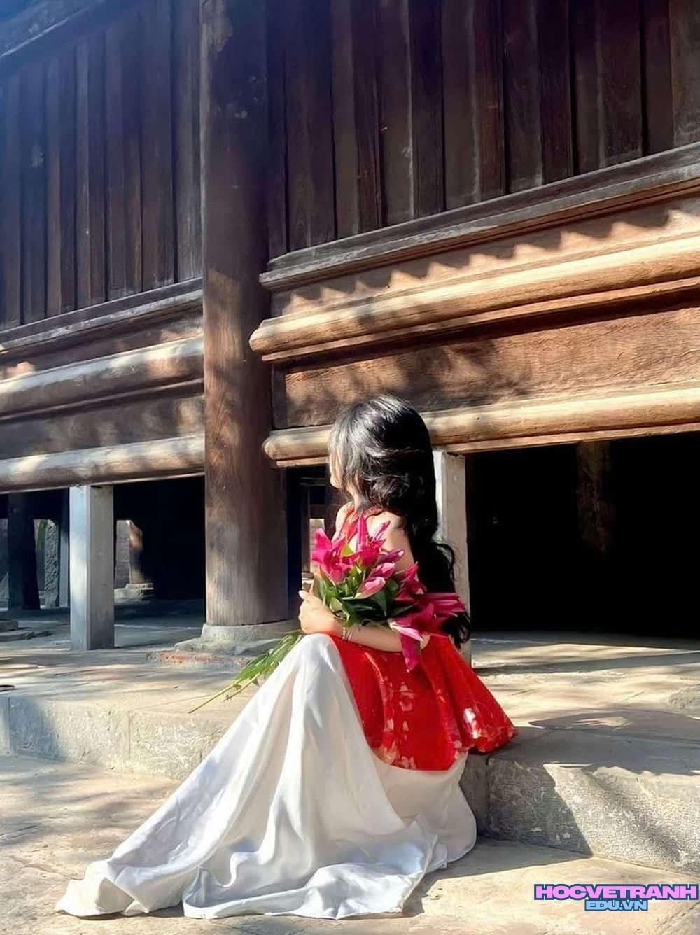 gái xinh che mặt dễ thương