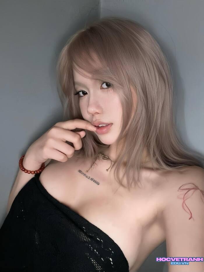 gái xinh hở hang ánh mắt cuốn hút