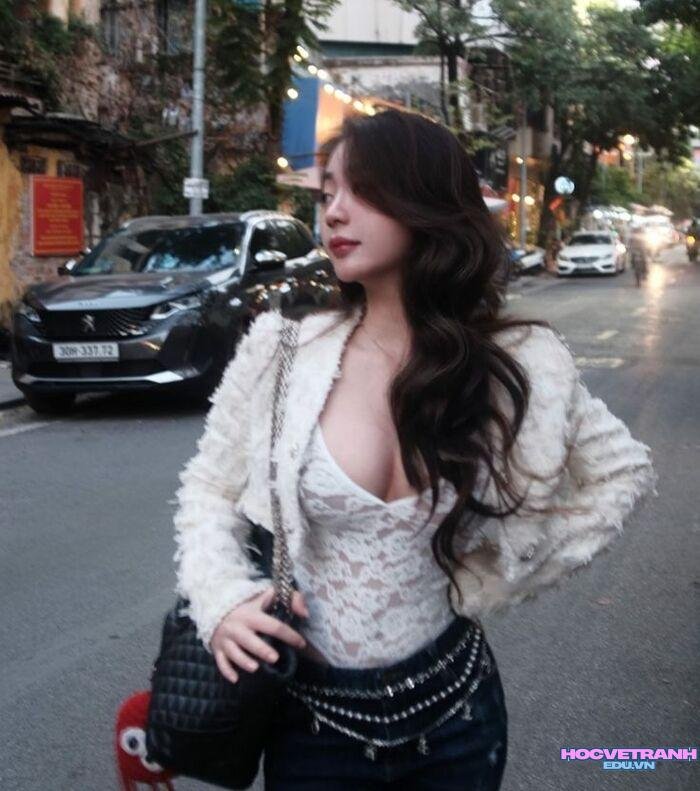 gái xinh hở hang phong cách hiện đại