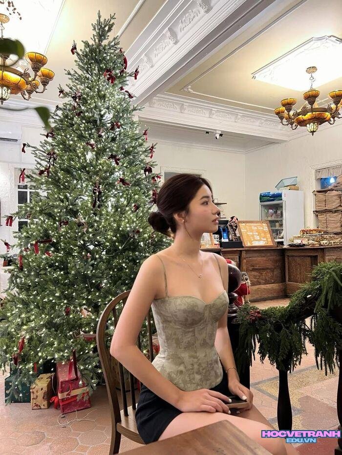 gái xinh hở hang phong cách táo bạo