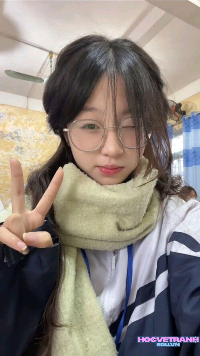 gái xinh học sinh nụ cười xinh