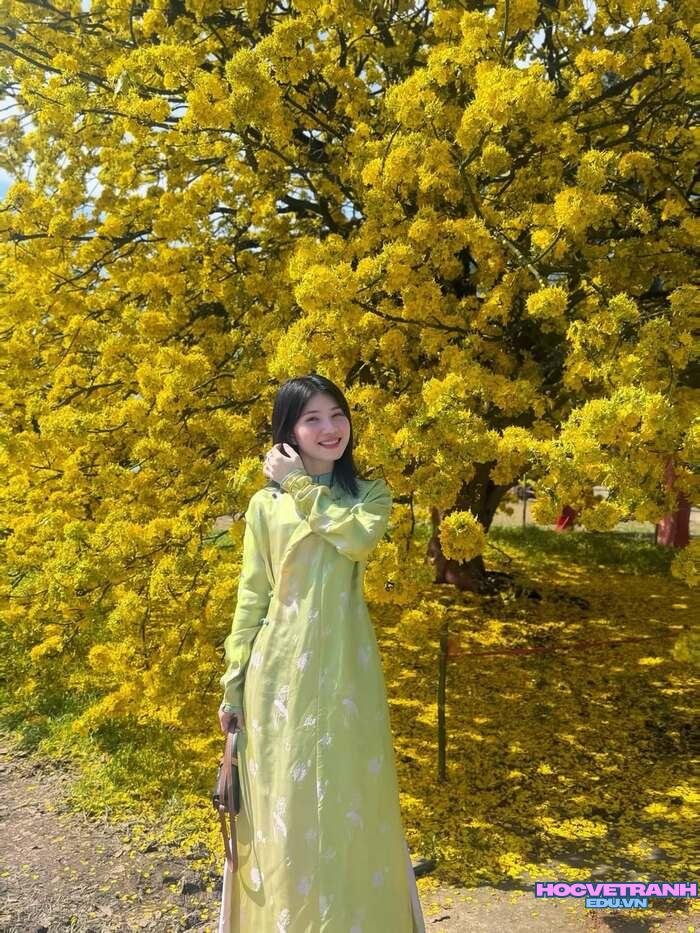 gái xinh mặc áo dài dễ thương