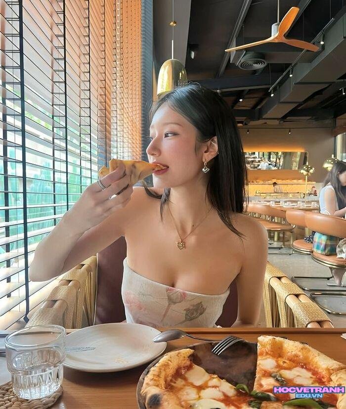 gái xinh nóng bỏng ánh mắt cuốn hút