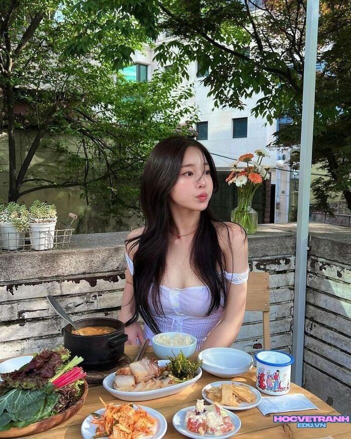 gái xinh tóc dài mặt xinh