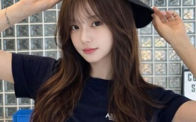 gái xinh tóc dài phong cách nhẹ nhàng