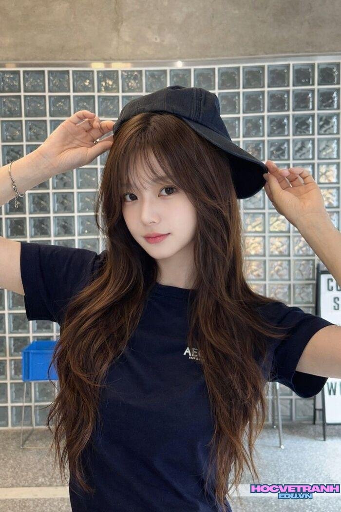 gái xinh tóc dài phong cách nhẹ nhàng