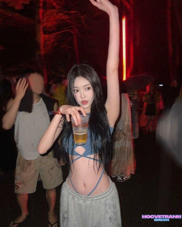 gái xinh tóc dài phong cách xinh xắn