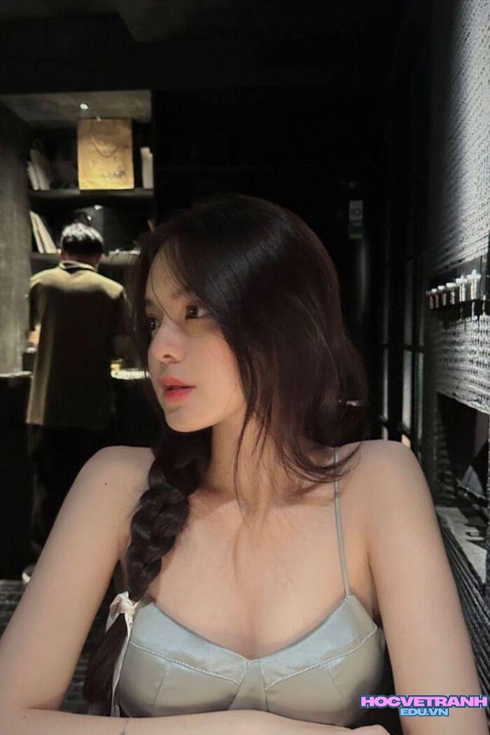 gái xinh tóc dài style đơn giản